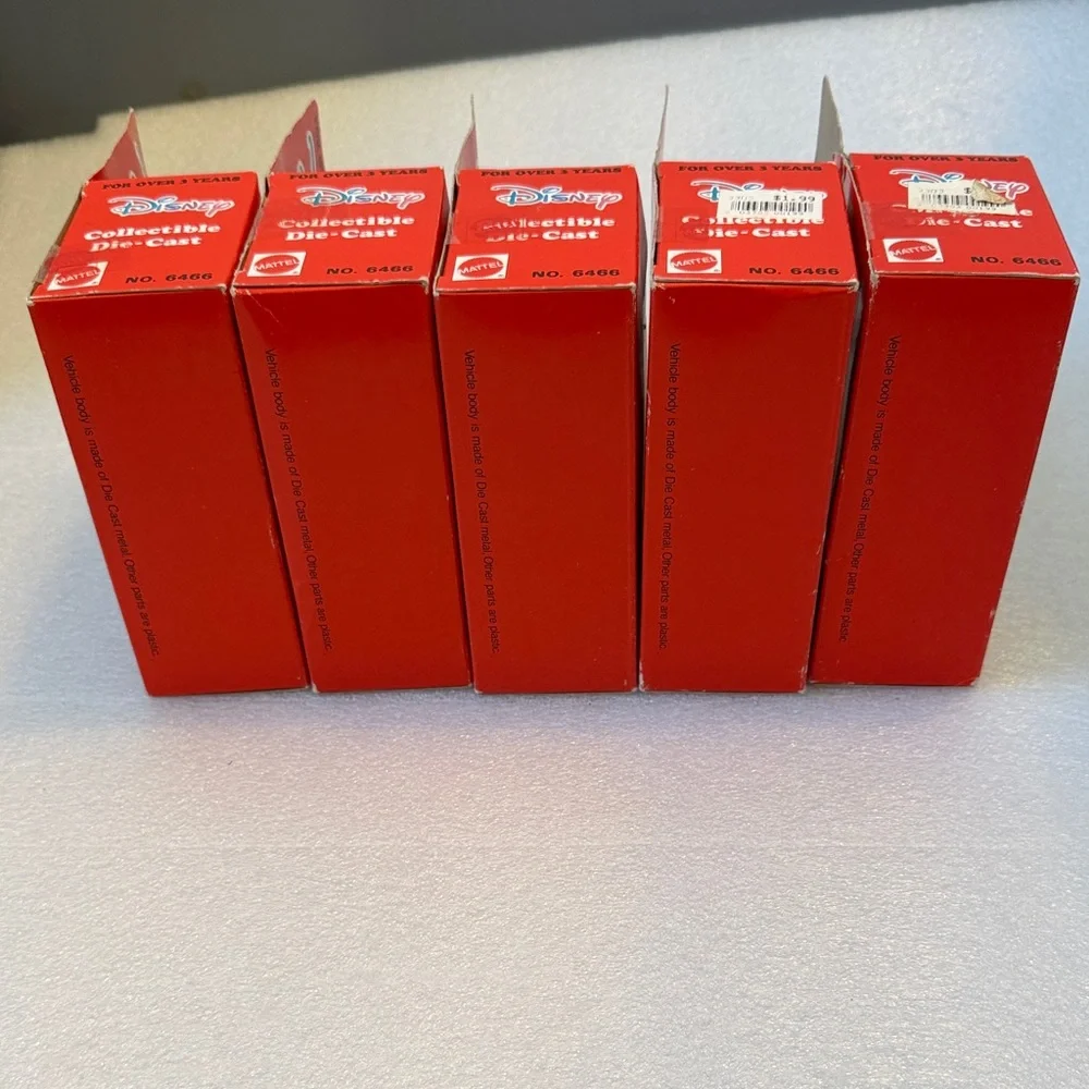 Vintage Disney Die-Cast Toy Cars with Removable Figures - Picture 8 of 9